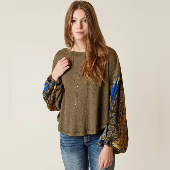 FREE PEOPLE Olive Oversized Waffle Knit Top with Colorful Billow Sleeves Size M - Picture 1 of 9